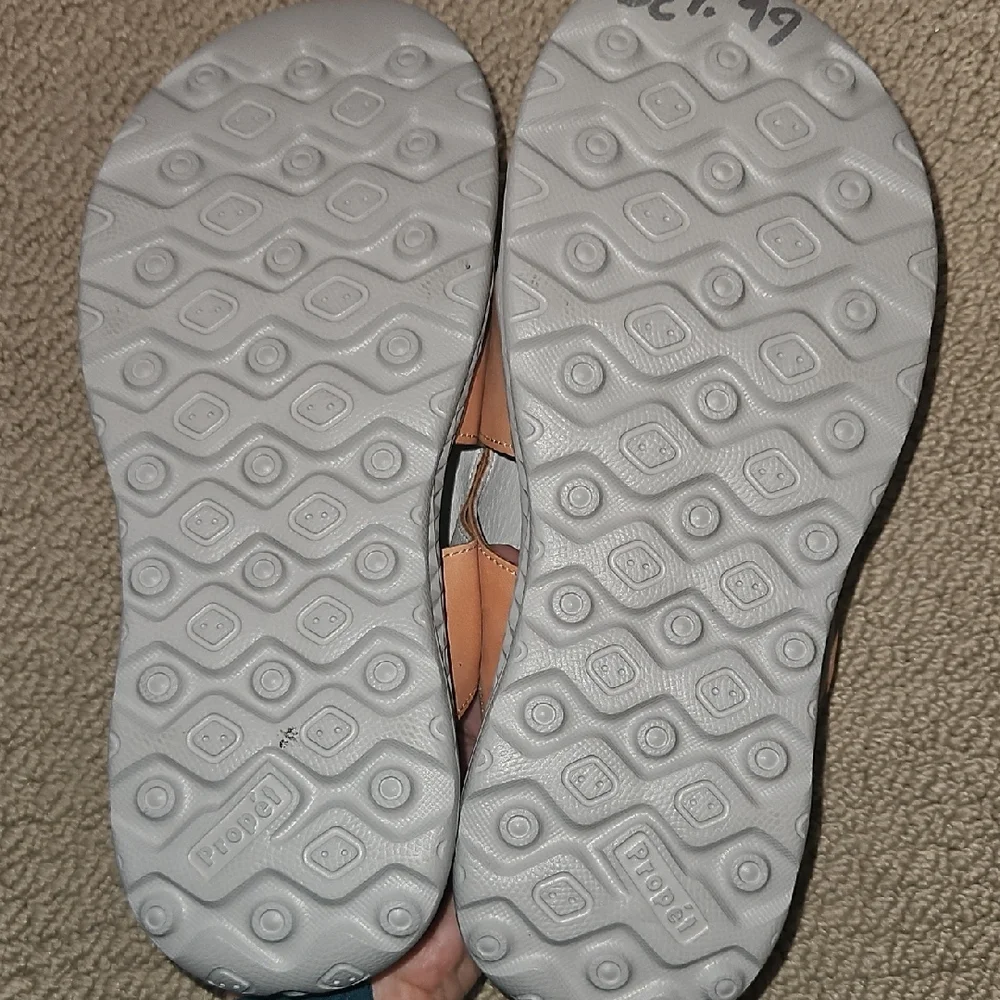 Propet Apricot Women's Sandals XX Wide Size 6
